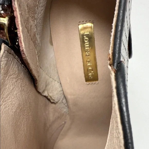 Louise et Cie Textured Ankle Boots - Picture 6 of 8